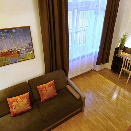 Safona - Pantheon Apartments Cracovia Esterno foto
