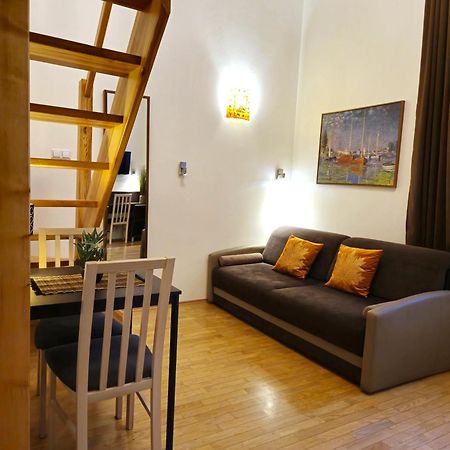 Safona - Pantheon Apartments Cracovia Esterno foto